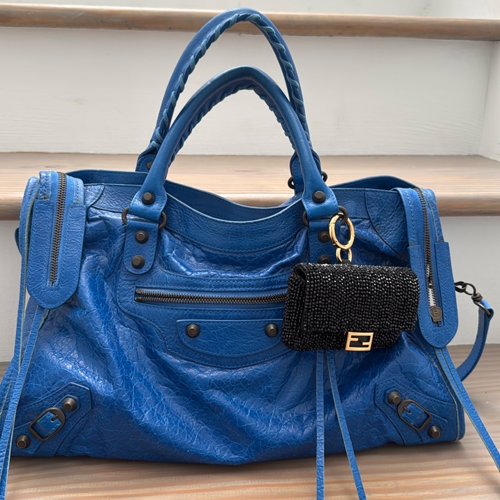 💙💙 Balenciaga city